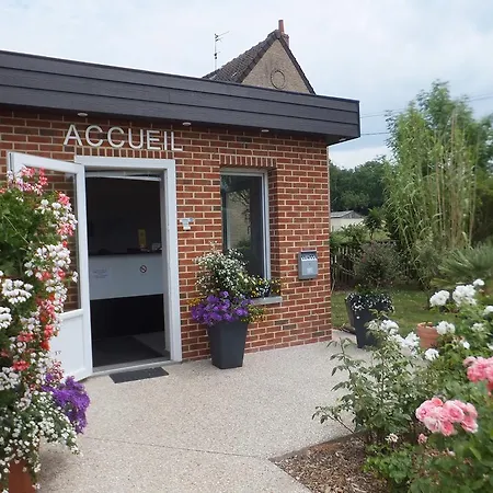 Le Camp Des Roses 3* Aubers