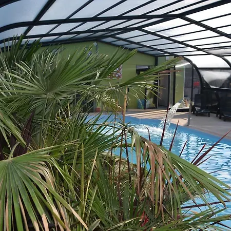 Camping Le Camp Des Roses