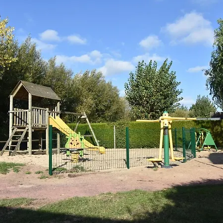 Le Camp Des Roses